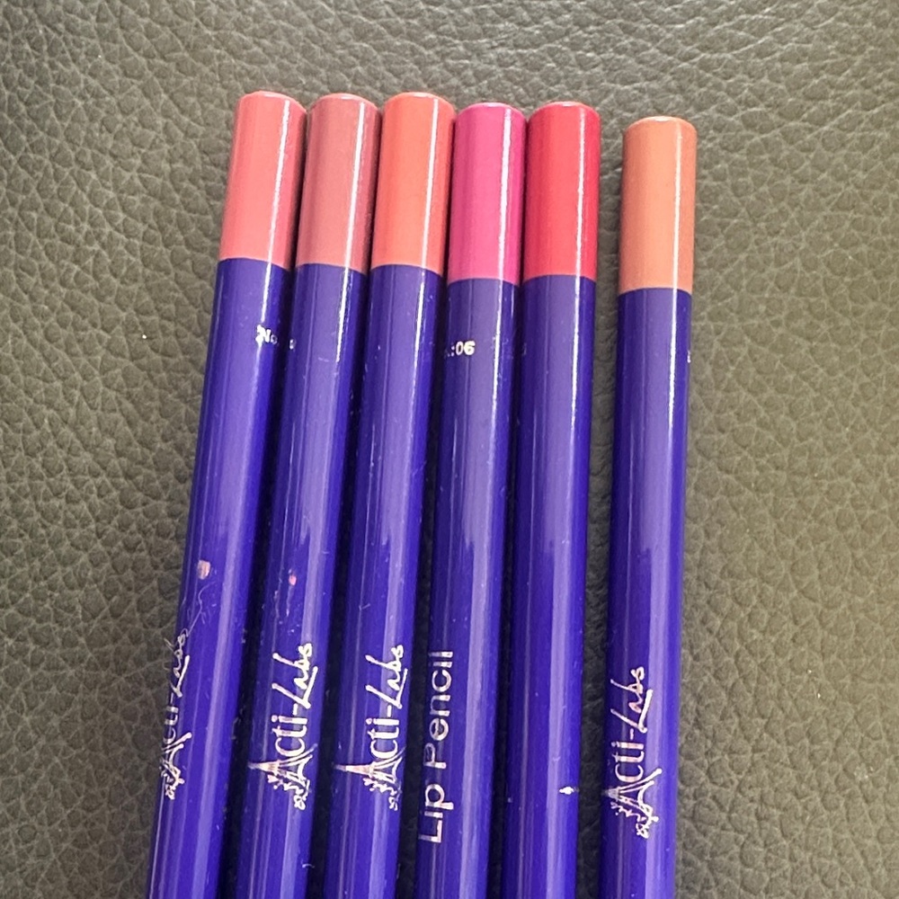 Lip Liner Pencil Set